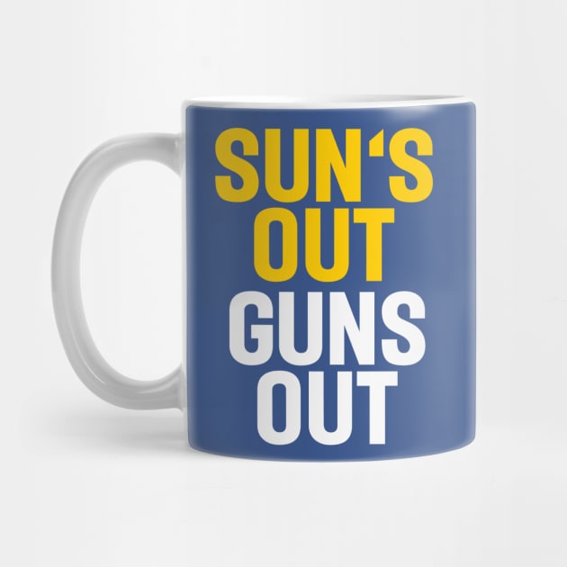 Sun's out, guns out. by respublica